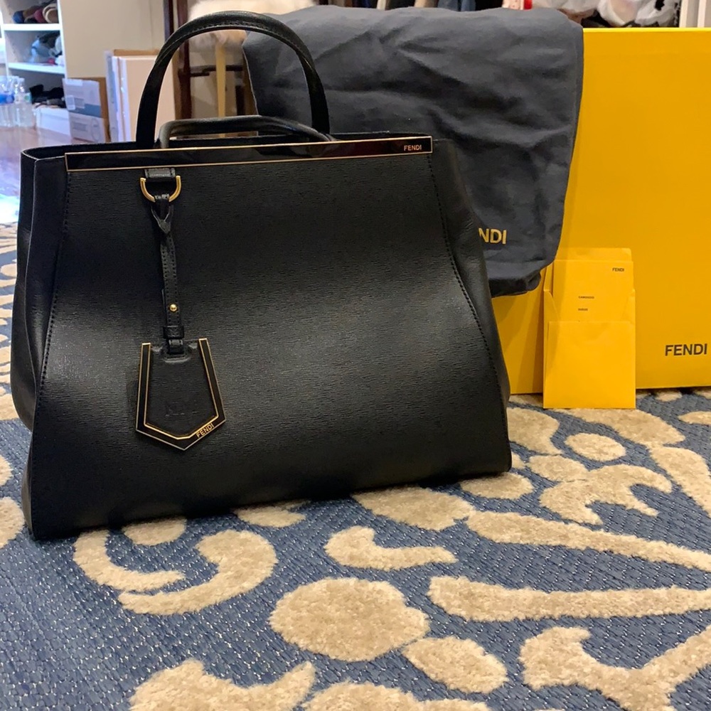 2jour Fendi black